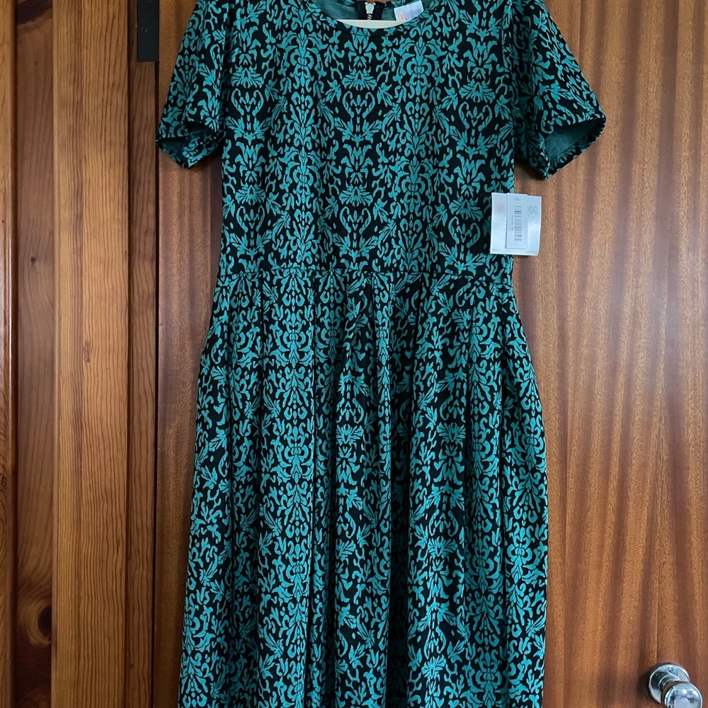Lularoe Amelia